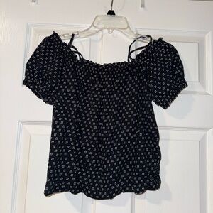 H&M Women's Navy Blue Patterned Off-Shoulder Top with Straps - Size S 💙